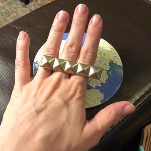 H&M gold two finger ring